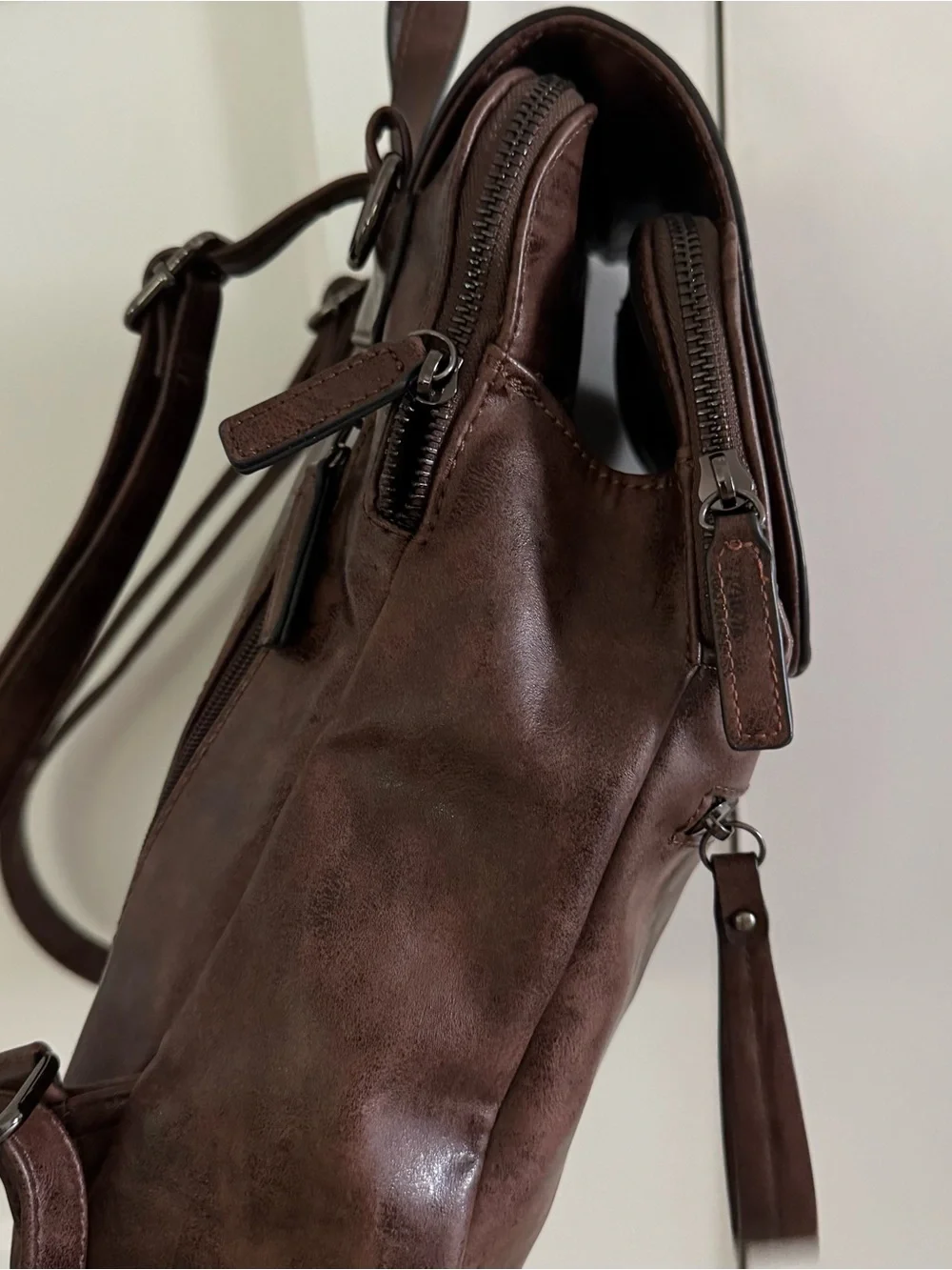 Angel Kiss Backpack / Purse Vegan Leather Zipper‎ Magnetic Flap